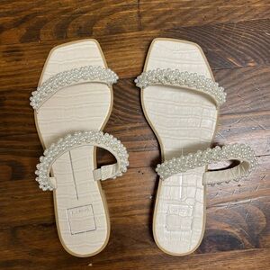 Dolce vita Ivee pearl sandal